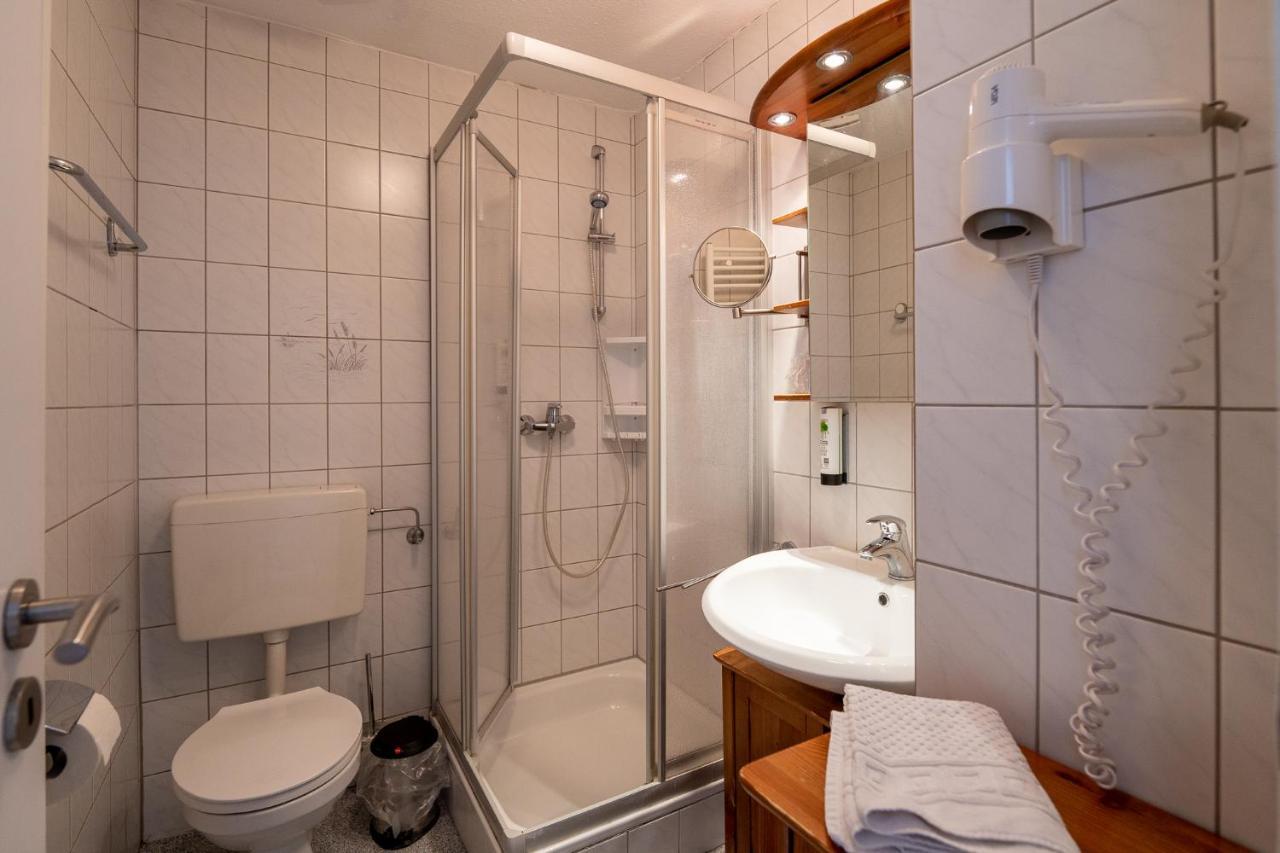 Hotel Nordstern นอยฮาร์ลิงเงอซีล ภายนอก รูปภาพ